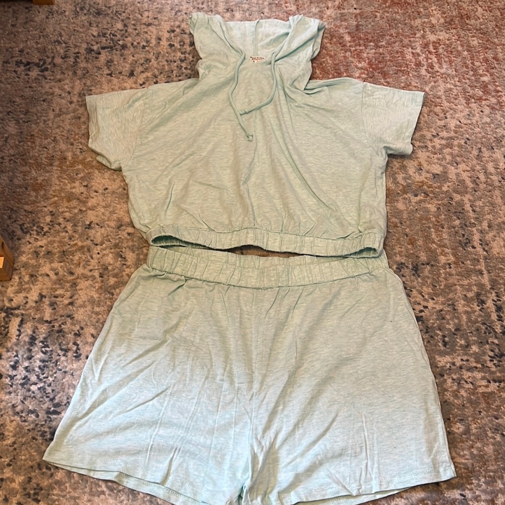 Two piece lounge set
